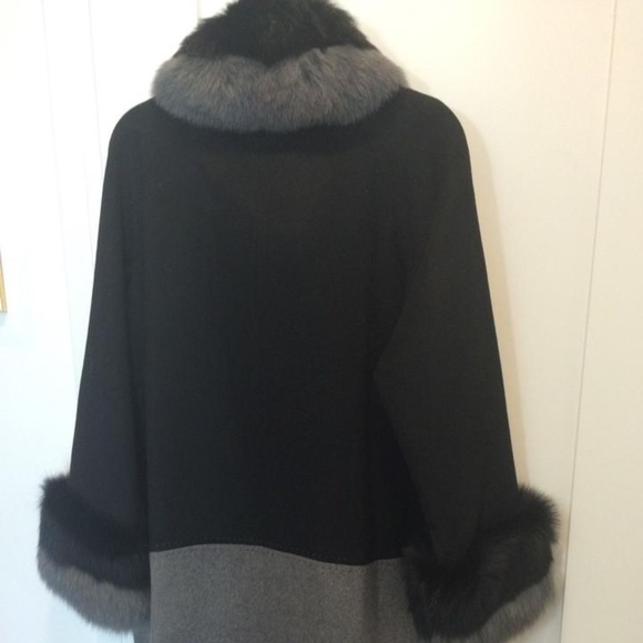 Belle Fare Black/Grey Cashmere With Fox Trim Coat - Picture 5 of 15